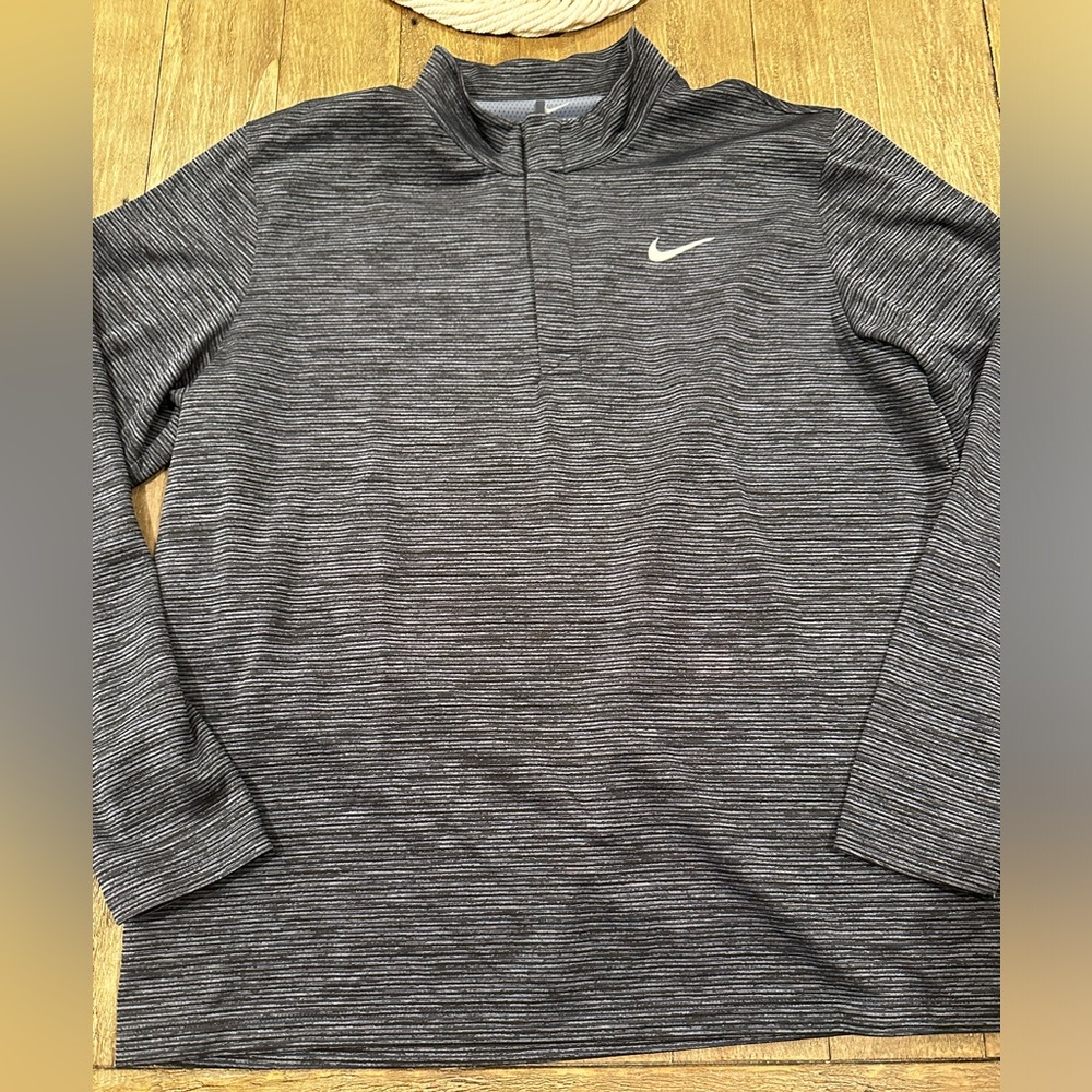 Nike Pullover - image 1